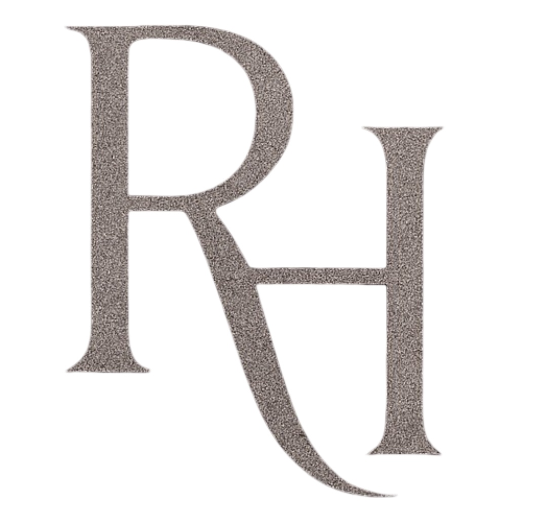 Raven Hunt Logo